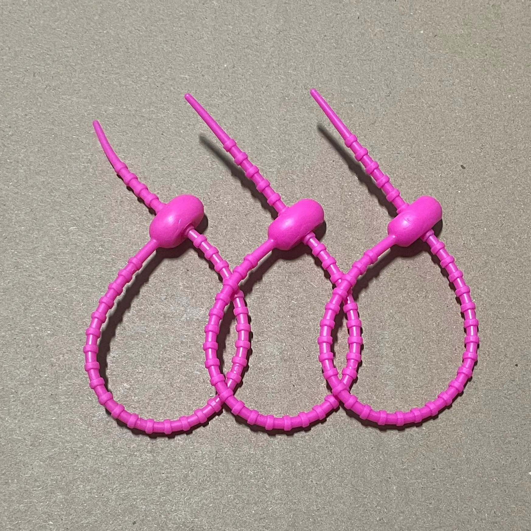 20Pcs/Lot  Silicone Reusable Bag Ties Twist Wire Fasten Cable Zip Tie Headset Data Line Wire Universal Tie