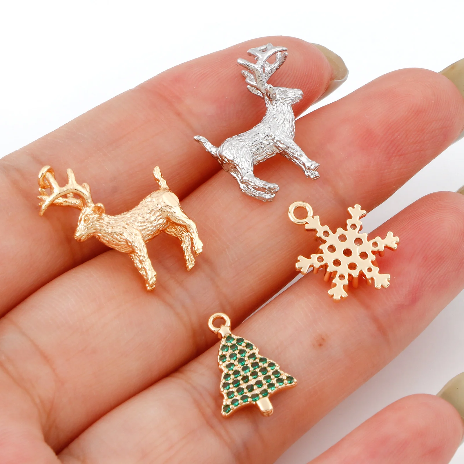 1PC Copper Christmas Charms Gold Color 3D Christmas Elk Tree Snowflak Pendant DIY Necklace Women Party Jewelry Findings Gifts