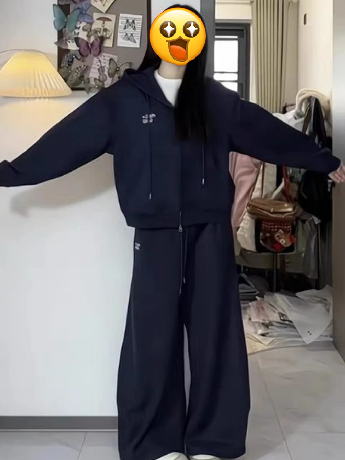 Retro Sportswear Suit for Female Students, Loose and Slimming, Fashionable Hooded Sweatshirt, Casual Two-Piece Set, Running Trend, Winter Fleece-Lined and Thickened