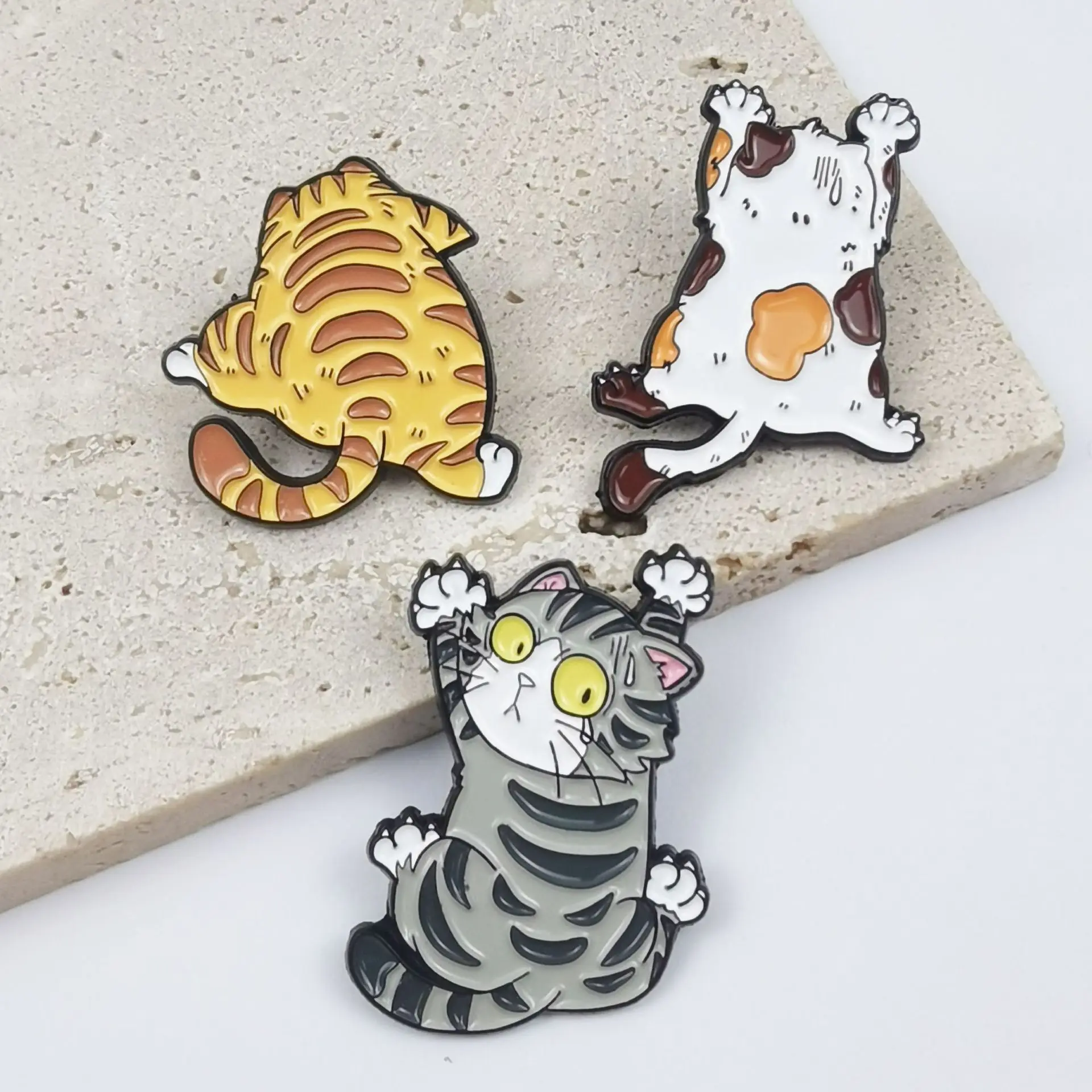 3 قطعة/المجموعة لطيف الكرتون القط المينا بروش الإبداعية مضحك الحيوان شارة معدنية التلبيب دبوس الملابس والاكسسوارات هدية للأصدقاء #5