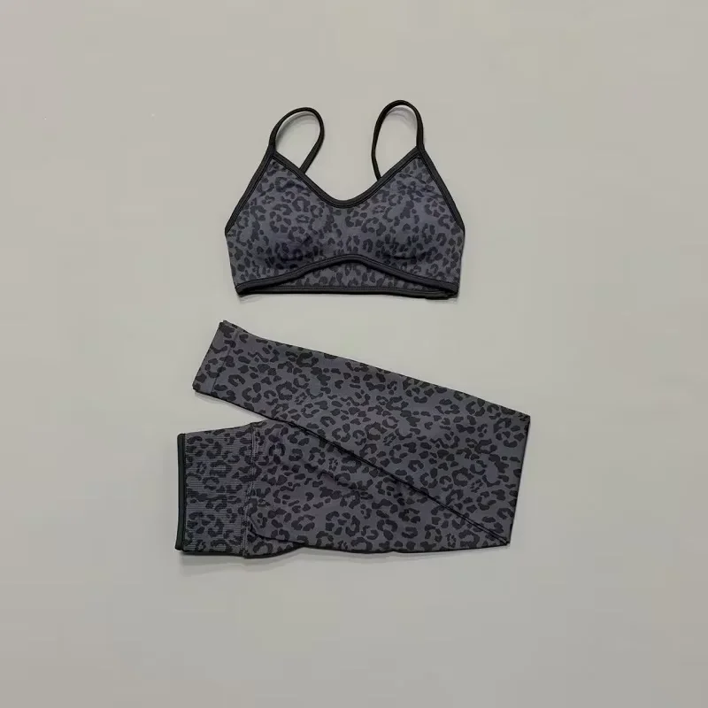 2-teiliges Gym-Set für Damen: Leoparden-Top mit dünnen Trägern und Bauchunterstützung sowie High-Waist-Body-Hose – Ideal für Gewichtheben, Jogging und Freizeit – Detail 11