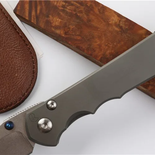 1PC Titanium Alloy Folding Knife D2 Steel Blade Outdoor Camping Tactical Self-defense Hunting Knife and Multi-functional Tool