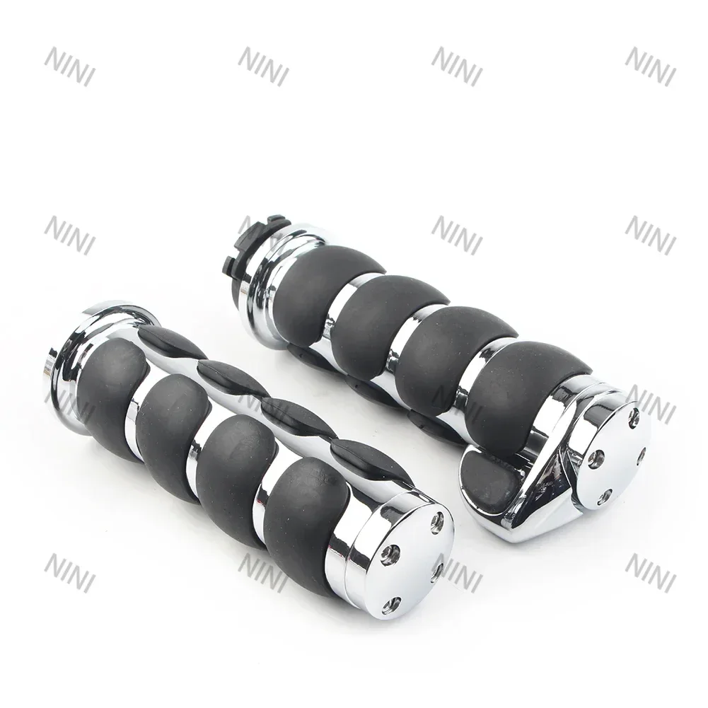 

2Pcs Chrome Motorcycle For Harley Davidson Touring Road King FLHR With 1" Handlebars Handle Bar Hand Grips