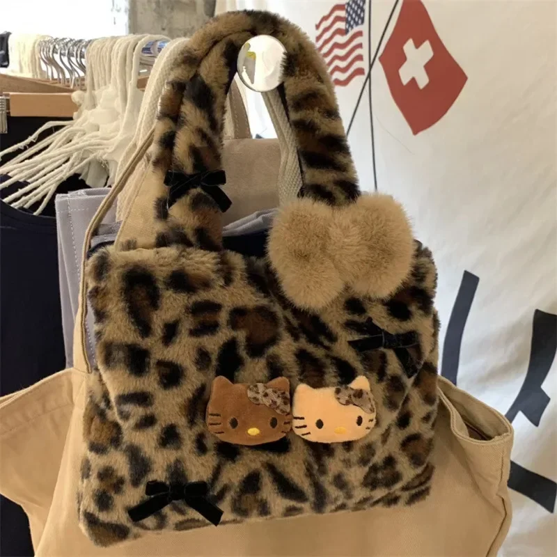 MBTI Y2k bolso de leopardo para mujer Hello Kitty Vintage bolso de hombro de felpa suave esponjoso estilo Harajuku moda lindo bolso femenino Kawaii