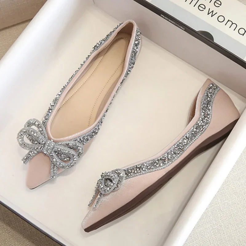 Women Flat Elegant Fashion Women Flat Fashion Ballet Shoes Bling Crystal Bow Tie Pointed Toe Flats Shoes Lady Shiny Flat Size 43