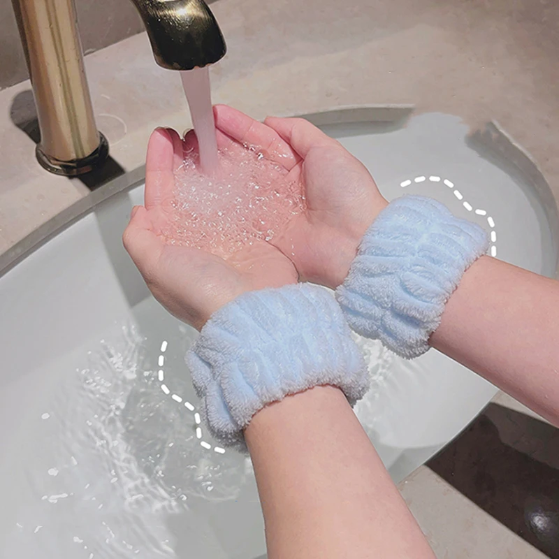 

Wrist wash care band, soft microfiber towel wristband, sweat-absorbing sports wristband for face washing, yoga, and running.