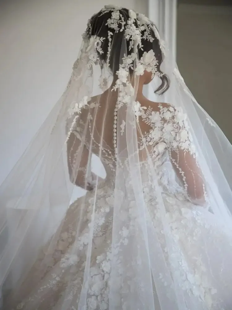 Vestido De Novia De princesa transparente con cuello redondo, apliques De flores 3D, manga larga, botones en la espalda, Vestidos De matrimonio De lujo, bohemios Vestidos De Novia