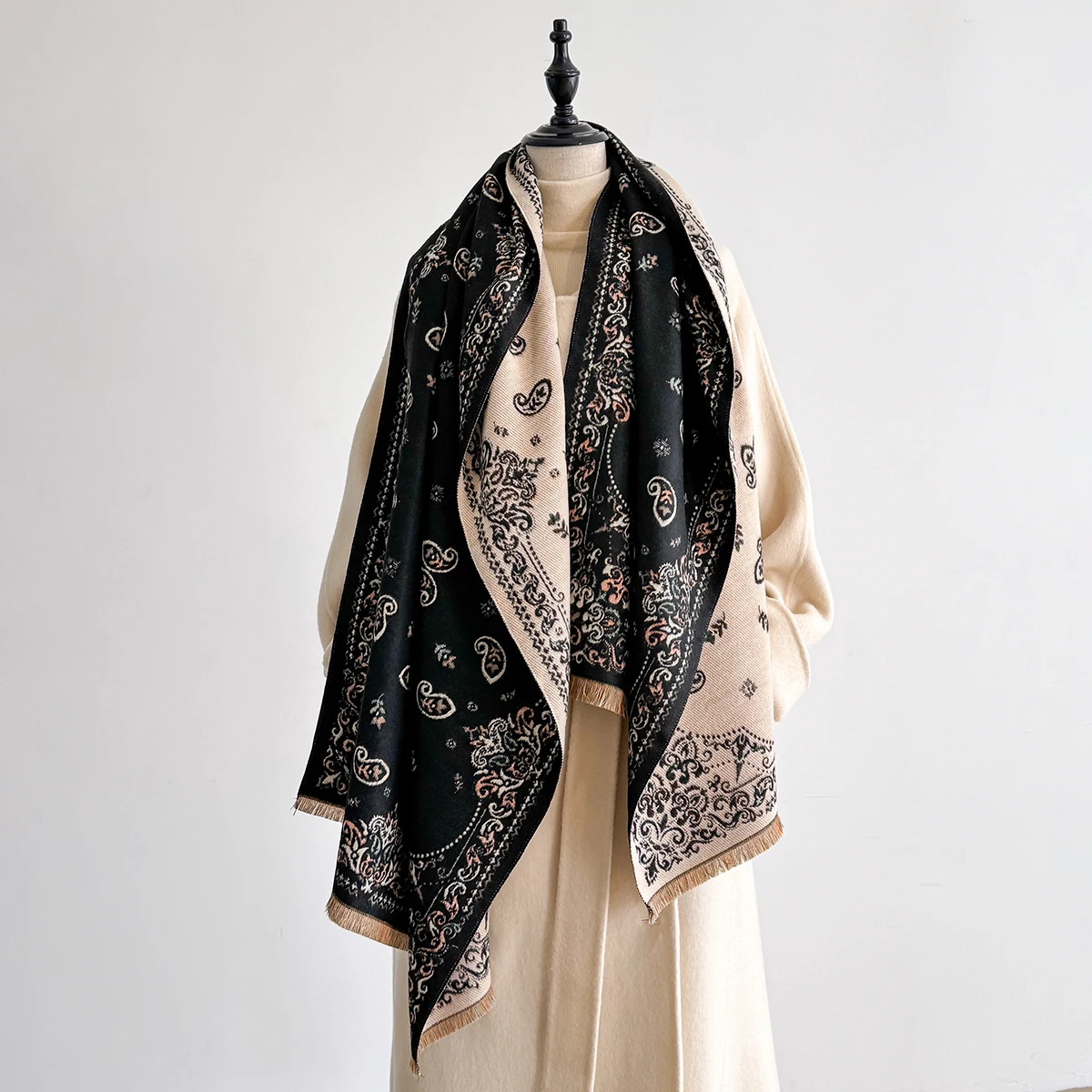 

Роскошное дизайнерское зимнее одеяло-шарф для женщин с цветочным принтом, теплая пашмина из искусственного кашемира, большой длинный палантин