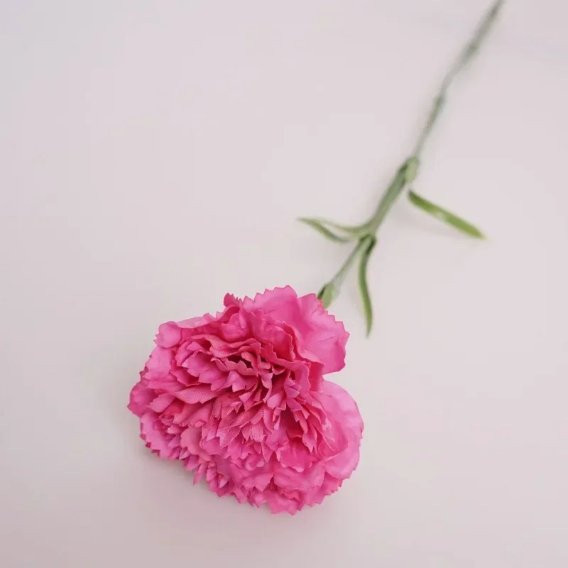 LINANUO 10 Teile/los Feuchtigkeitsspendende Nelken Real Touch Künstliche Blumen Mutter der Tag Bouquet Hochzeit Decor Home Party Nelke Floral 5