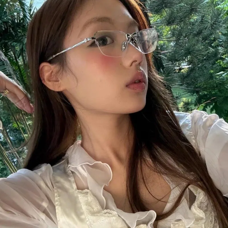 New Bow Anti-blue Light Glasses Frame Women No Makeup Plain Glasses Men Contrasting Cute Decorative Computer Glasses