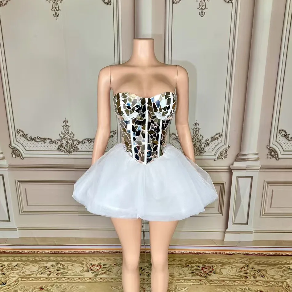 Mono de encaje sin mangas para novia, corto con cuello en V y sexy, boda elegante, falda con diseño de eventos para mujer, minivestido de malla blanca