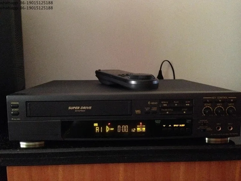 Cassette tape player VHS video recorder to digital video converter USB analog capture device retro tape converter