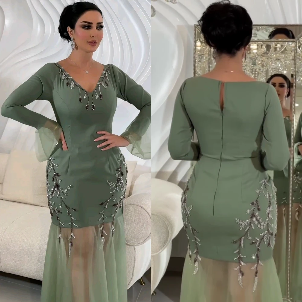 

Customized Evening Jersey Pattern Beading Graduation Sheath V-neck Bespoke Occasion Gown Midi Es Saudi Arabia