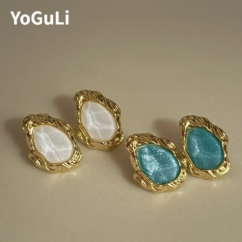 

Fashion Jewelry Vintage Temperament Irregular Teardrop Stud Earrings For Women Female Gifts Simply Design Ear Accessories