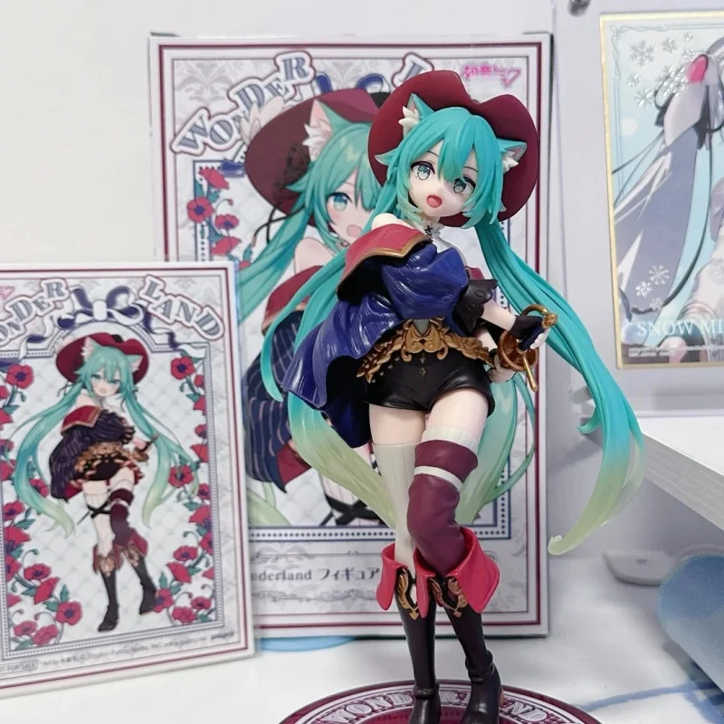 

18cm In Stock Hatsunemiku Wonderland - Puss In Boots Action Figure Desk Decor Prize Figure Boys And Girls Can Collect Gifts