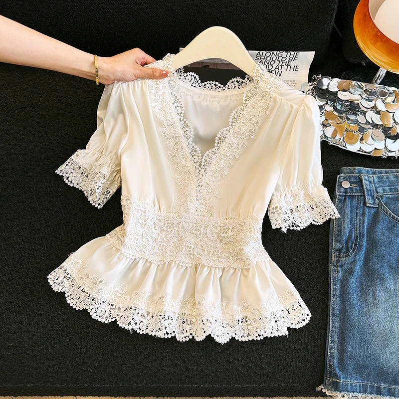

French Style Slim Fit Shirt Beautiful Lace Trim V Neck Short Sleeve Women's Summer Fashionable Top Skirt Design Breathable Sk...
