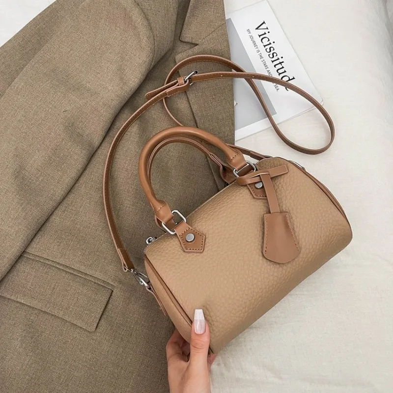 

Elegant Vintage Classic Clutch Bag Paris Inspired Designer Handbag Women Casual Simple Leather Business Style