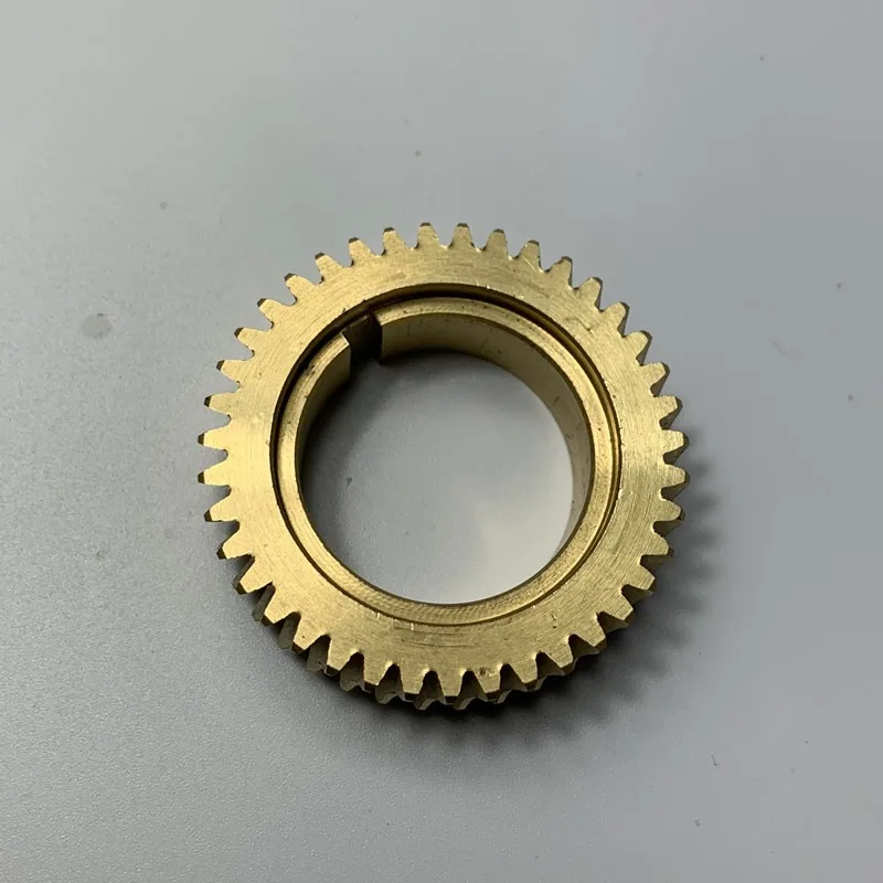 

Worm gear apply for 1001 Mechanical automatic feeder, Copper wheel OD52*ID32*H16MM with 39 T Milling machine accessories 1pc