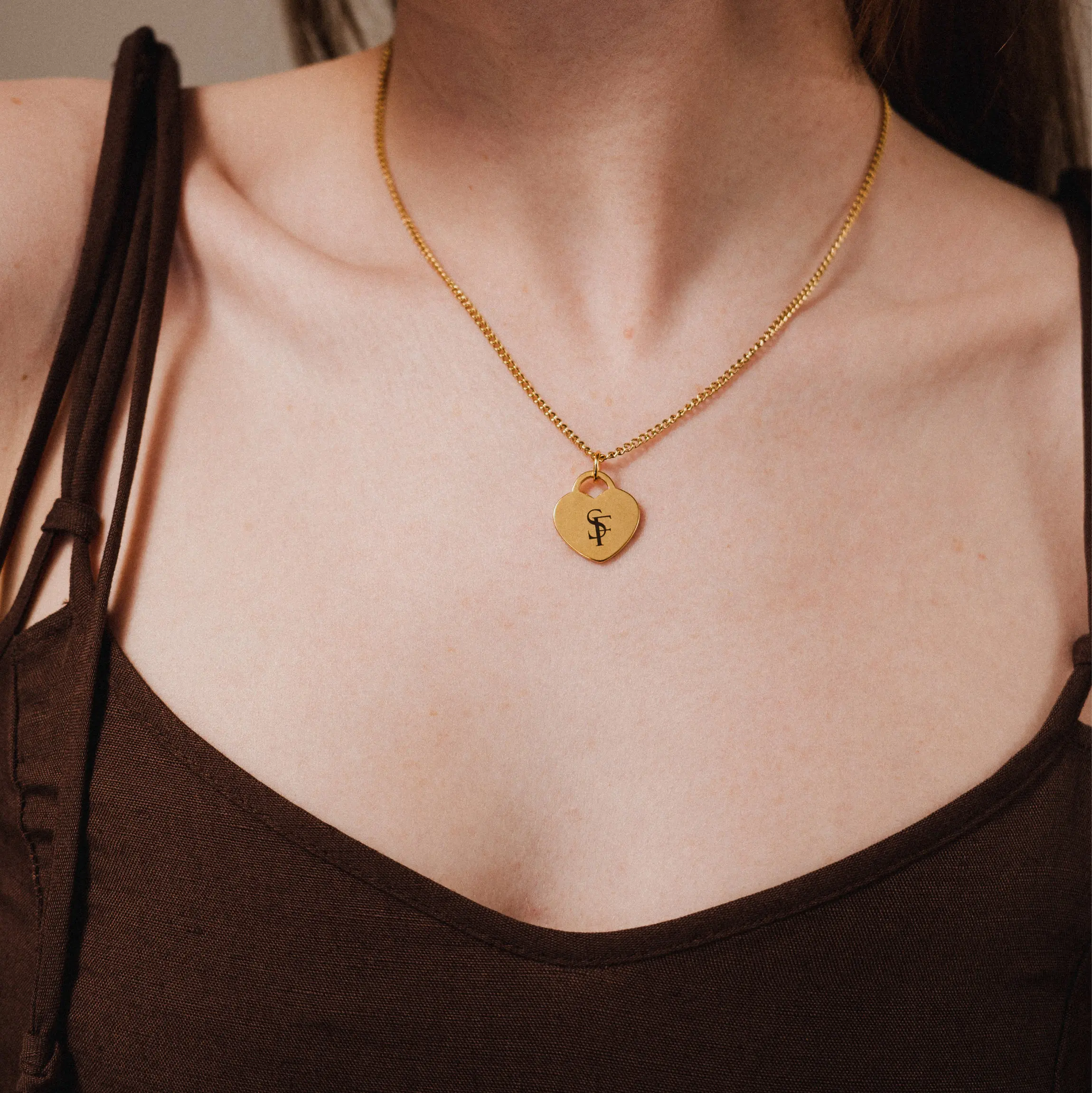 2023 Custom Tf Heart Designer Pendant Necklace Personalize Engraving Initial Name Necklace Stainless Steel Women Jewelry Gifts