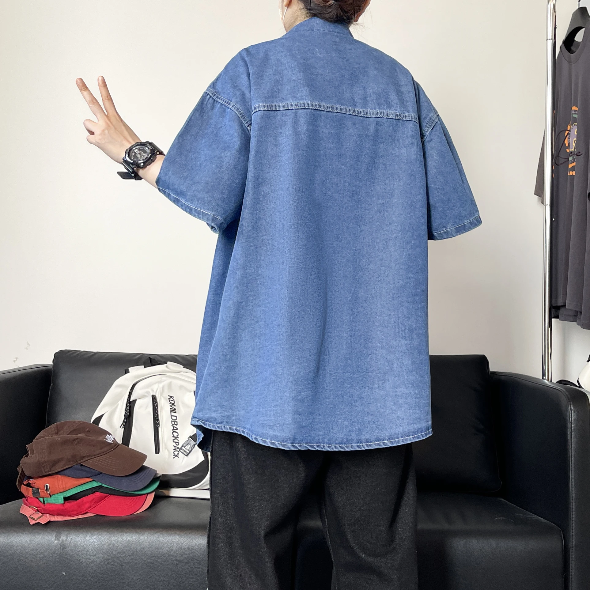 Workwear Style Denim Short Sleeved Shirt with Women's Doubles Pockets, Loose and Slimming Versatile Daily Top