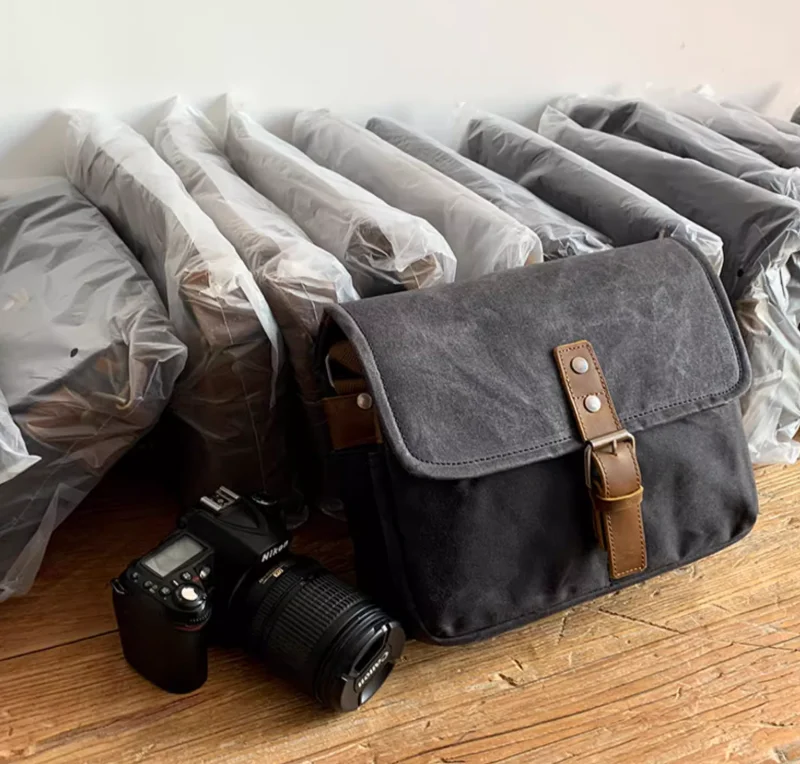 

Single Shoulder Photography DSLR Canvas Camera Bag Retro Waterproof Digital Storage Bag