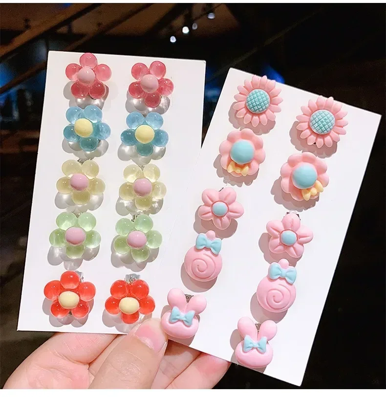 10 Uds. Pendientes bonitos para niñas, Clip para la oreja, pendientes de flores sin orificio para la oreja, joyería para niños, regalos de