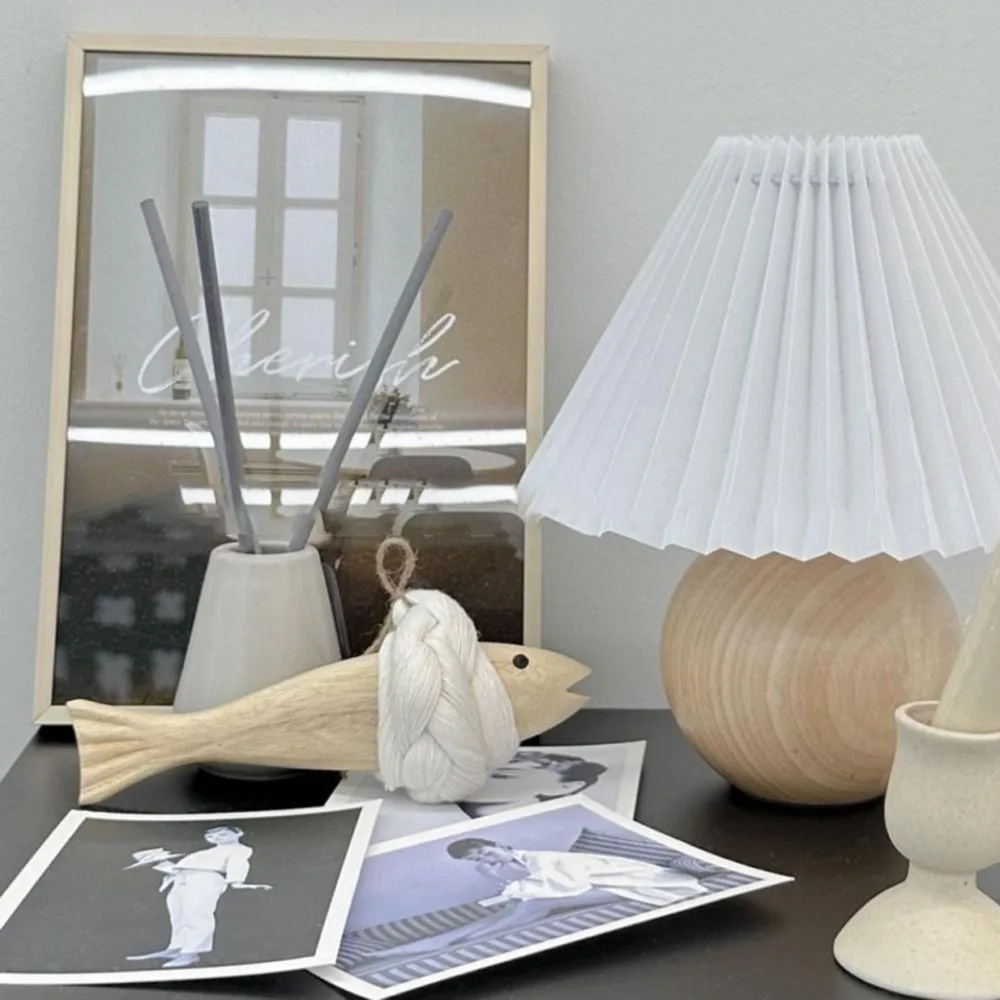 

Милый ультратонкий автомобильный орнамент в виде рыбки, настенный легкий настенный деревянный кулон на дверь, экономит место, настенное искусство, подвесной интерьер автомобиля