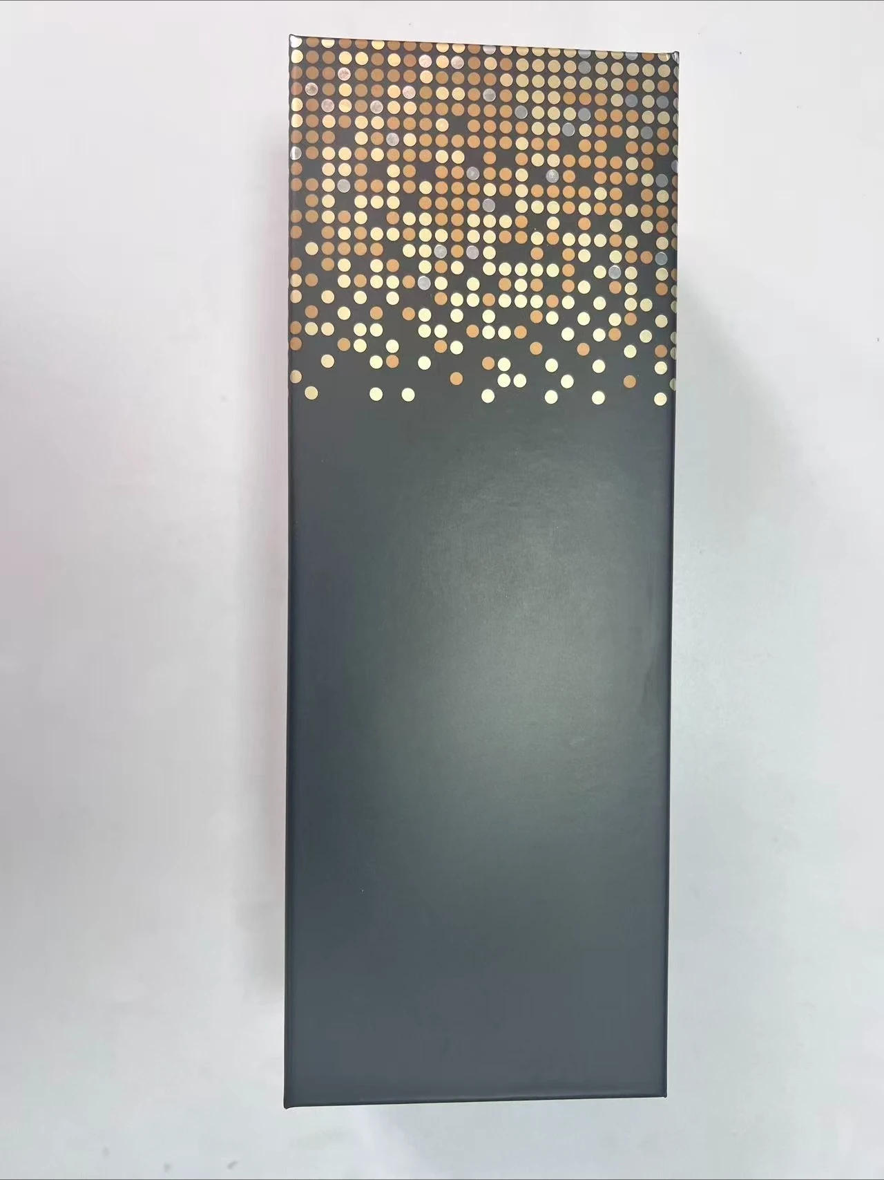 Hot selling V gold multifunctional home straightener board with built-in lock buckle for both rolling and straightening purposes