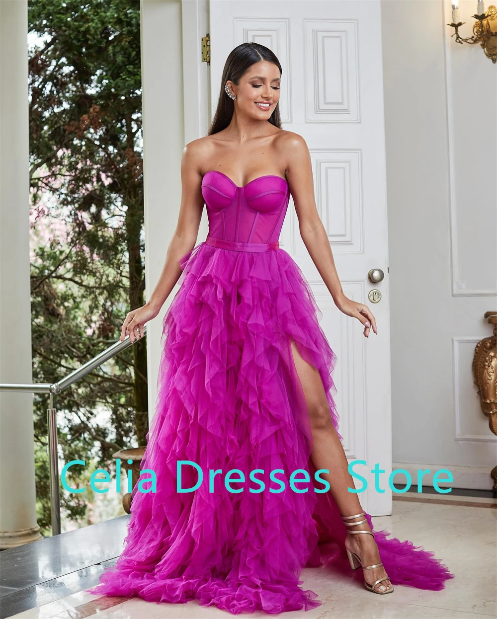 فستان سهرة رائع من التول الفوشيا بدون حمالات بدون أكمام للمناسبات الخاصة فستان مثير لحفلات العودة للوطن بسحاب