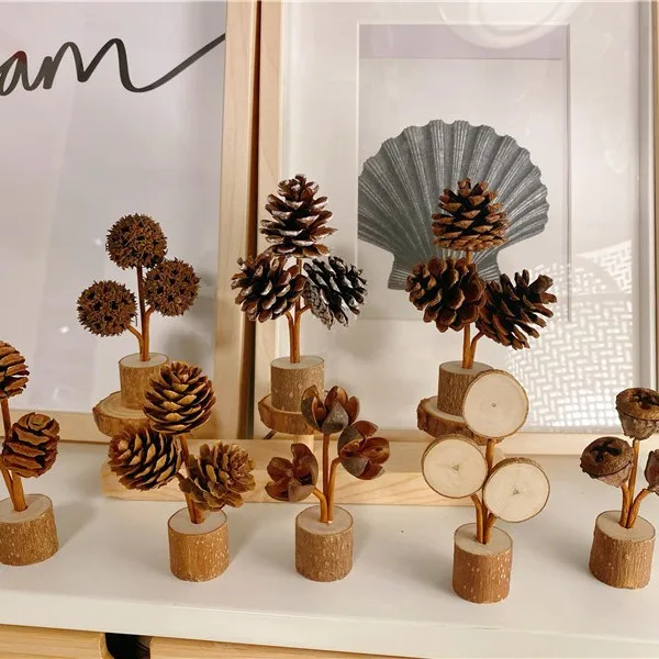 Handcrafted Natural Pinecone Tabletop Ornament DIY Pine Cone Decoration Christmas Tree Pendant Creating Atmosphere Wood Base