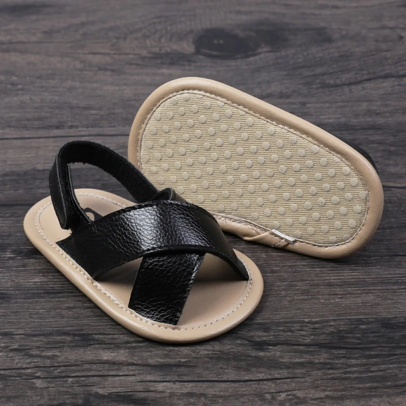 Zapatos de verano para bebés, sandalias clásicas con suela suave ahuecada, antideslizantes, informales, planas, de 0 a 18 meses