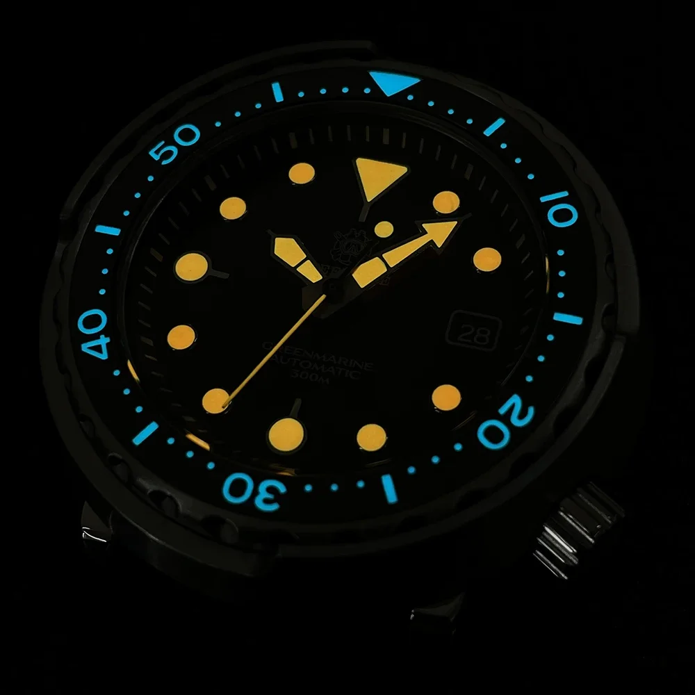 Steeldive SD1975T Black Dial Ceramic Bezel 30ATM 300m Waterproof 47.5MM Steel Case NH35 Automatic Tuna Mens Dive Watch