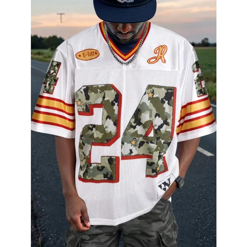 

25-26 летняя новая мужская модная футболка, повседневная дышащая быстросохнущая футболка с v-образным вырезом и буквенно-цифровым принтом, уличная одежда Y2K