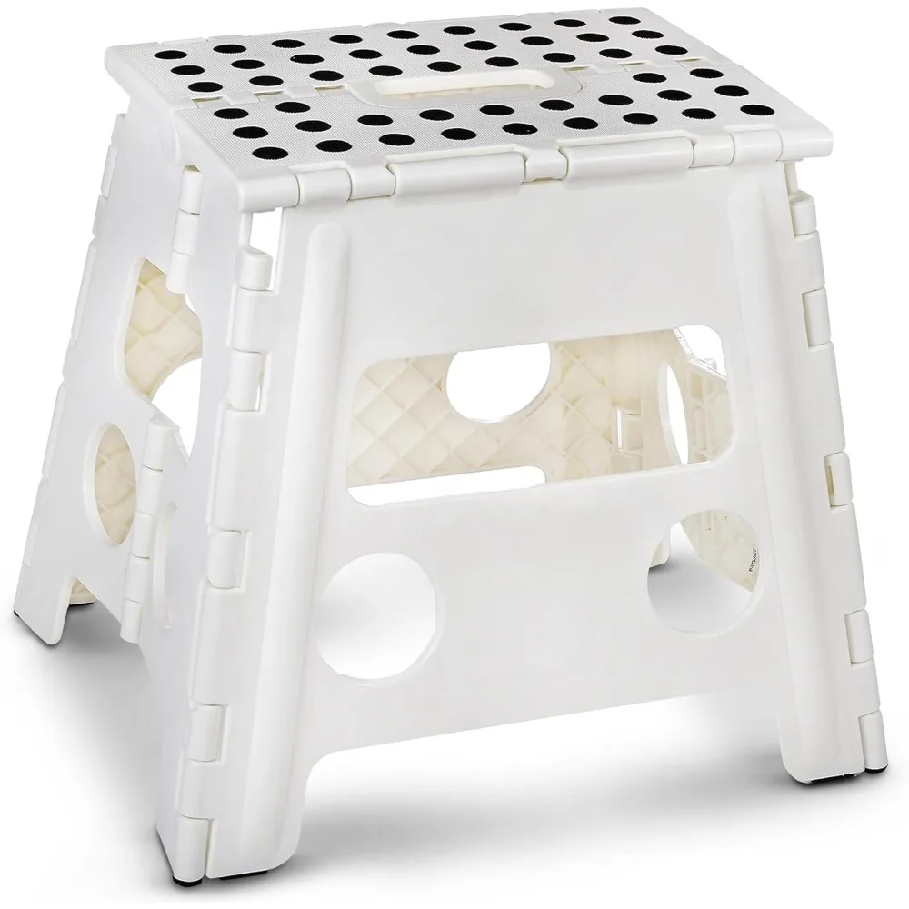 

The lightweight folding step stool is sturdy enough to support adults and can be opened with just one flip.Suitable for bathroom