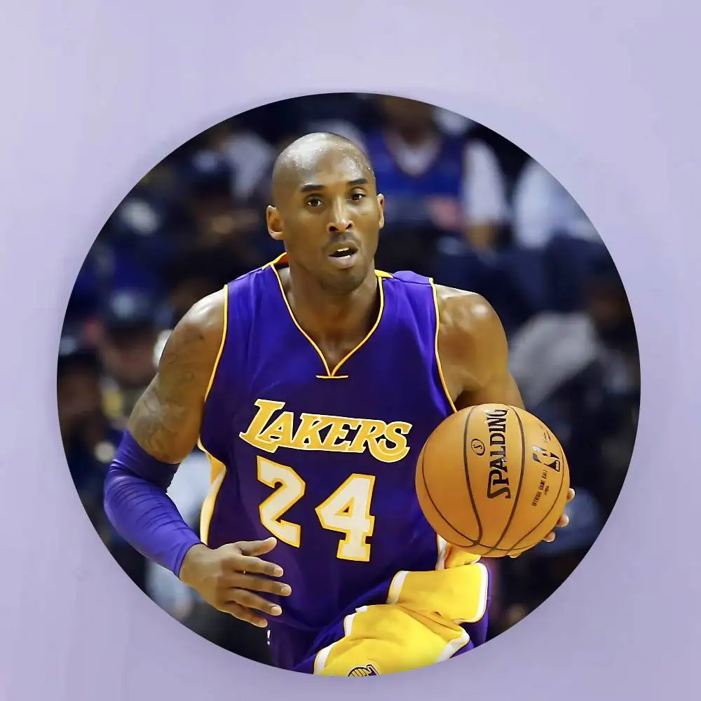 Football Star K-Kobe B-BryantS Photo Brooches Creative Round Badge Gifts Pins 32/44/58mm
