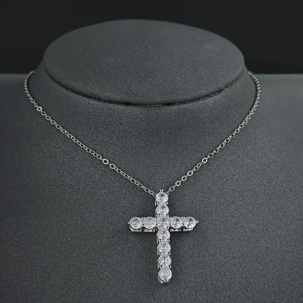 2023 New Fashion Cross Necklace silver color on the neck For Women  Anniversary Gift Jewelry Wholesale Moonso X6152