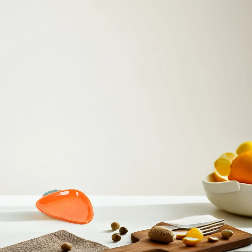 

2Pcs Ceramic Carrot Seasoning Plates Multipurpose Decorative Dipping Sauce Dishes for Sushi Snacks and Party Serving