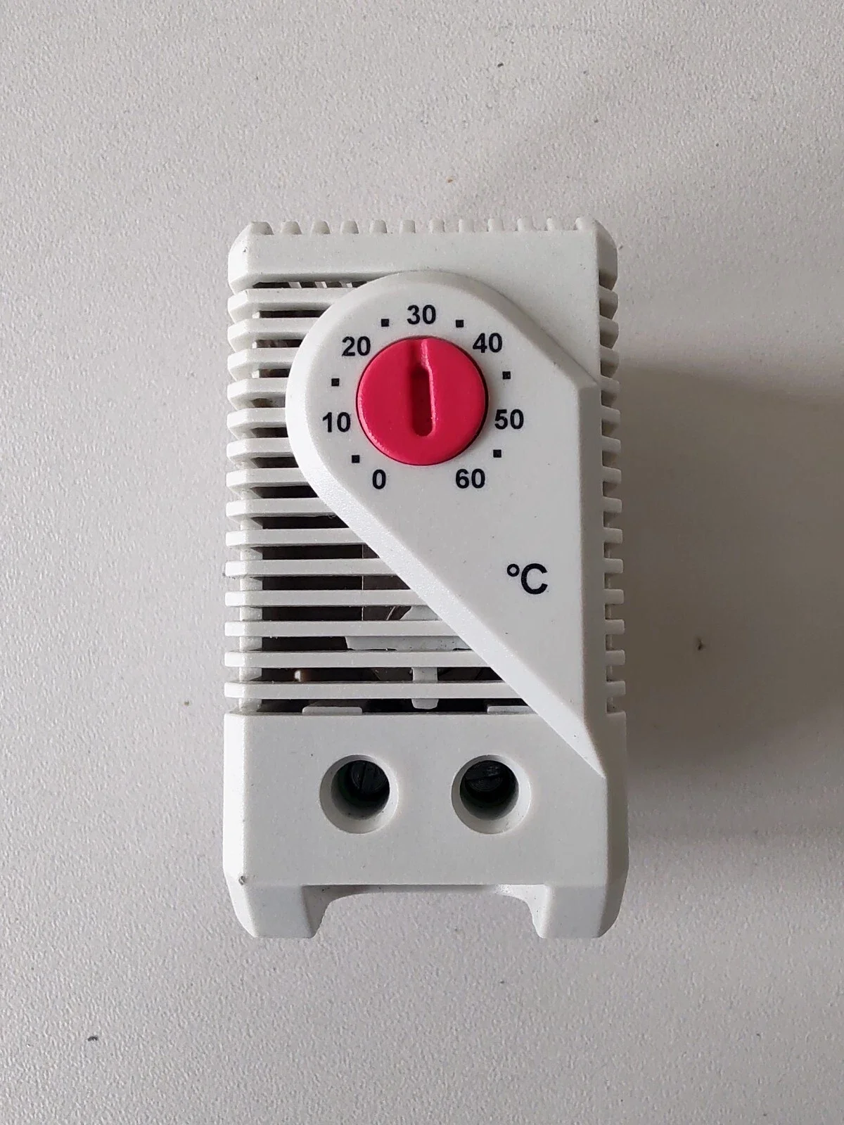flz520-17111000000-0-60-℃-thermostat-0-60°c-100-250vac-dc-30w-max-comes-with-a-normally-closed-contact