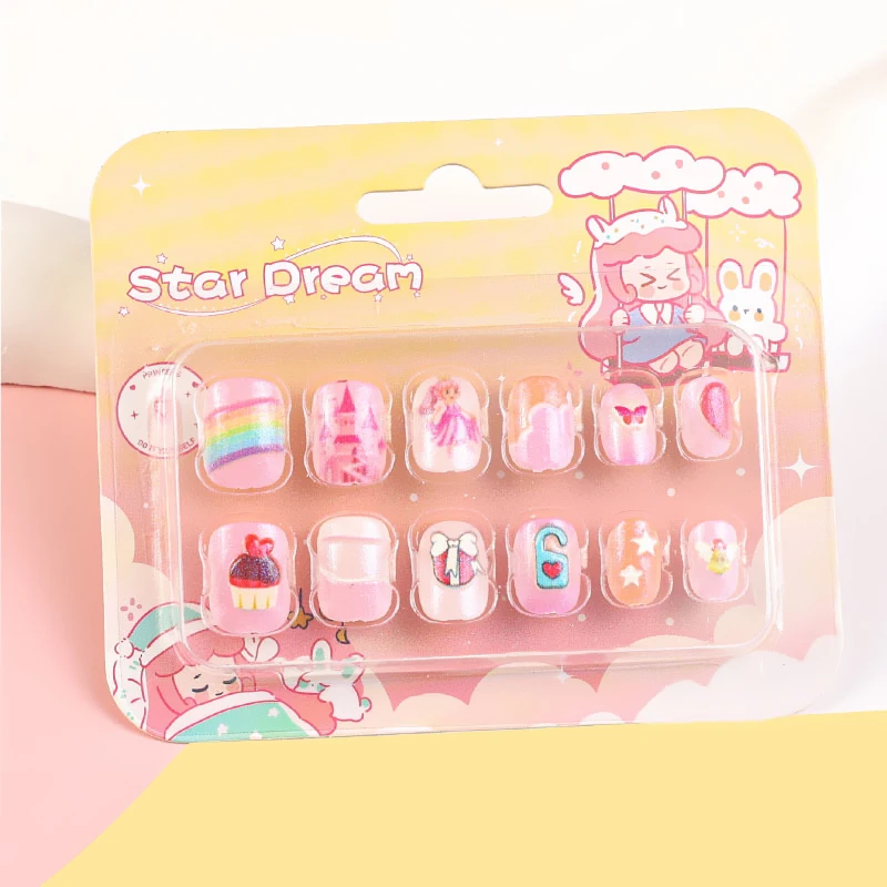 12szt Candy Color Cartoon Kids Press On Nails Mermaid Princess Rainbow Kawaii Gilrs Fałszywe paznokcie Krótki kwadratowy manicure Dekoracja