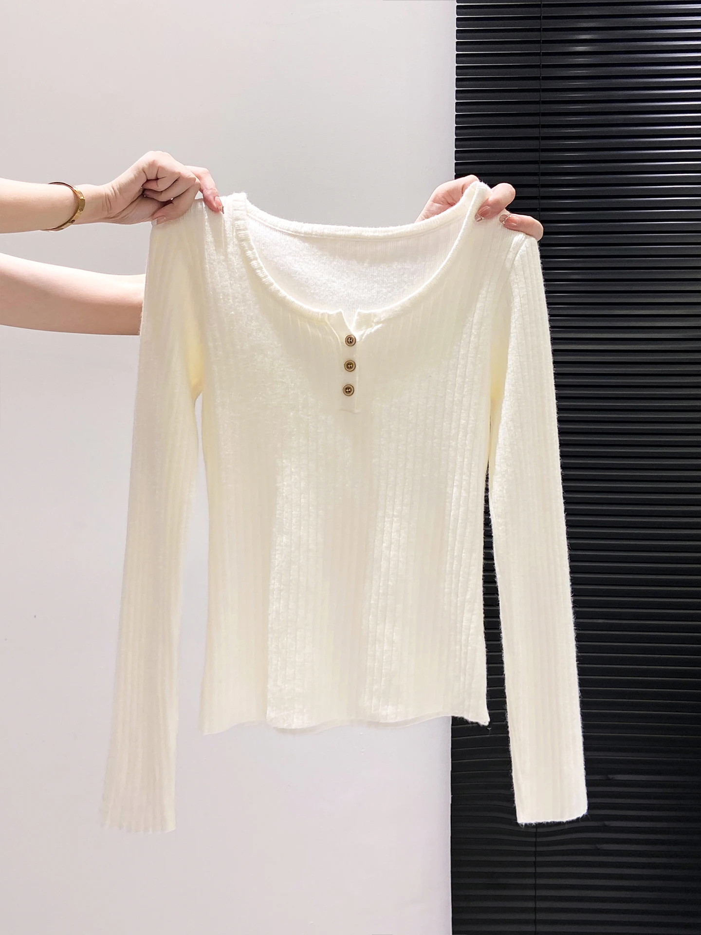 سليم صالح طويل Sve محبوك سترة المرأة زر f طوق مفتوح Faionable الخريف فقدان الوزن ملابس داخلية مستوى الكتف