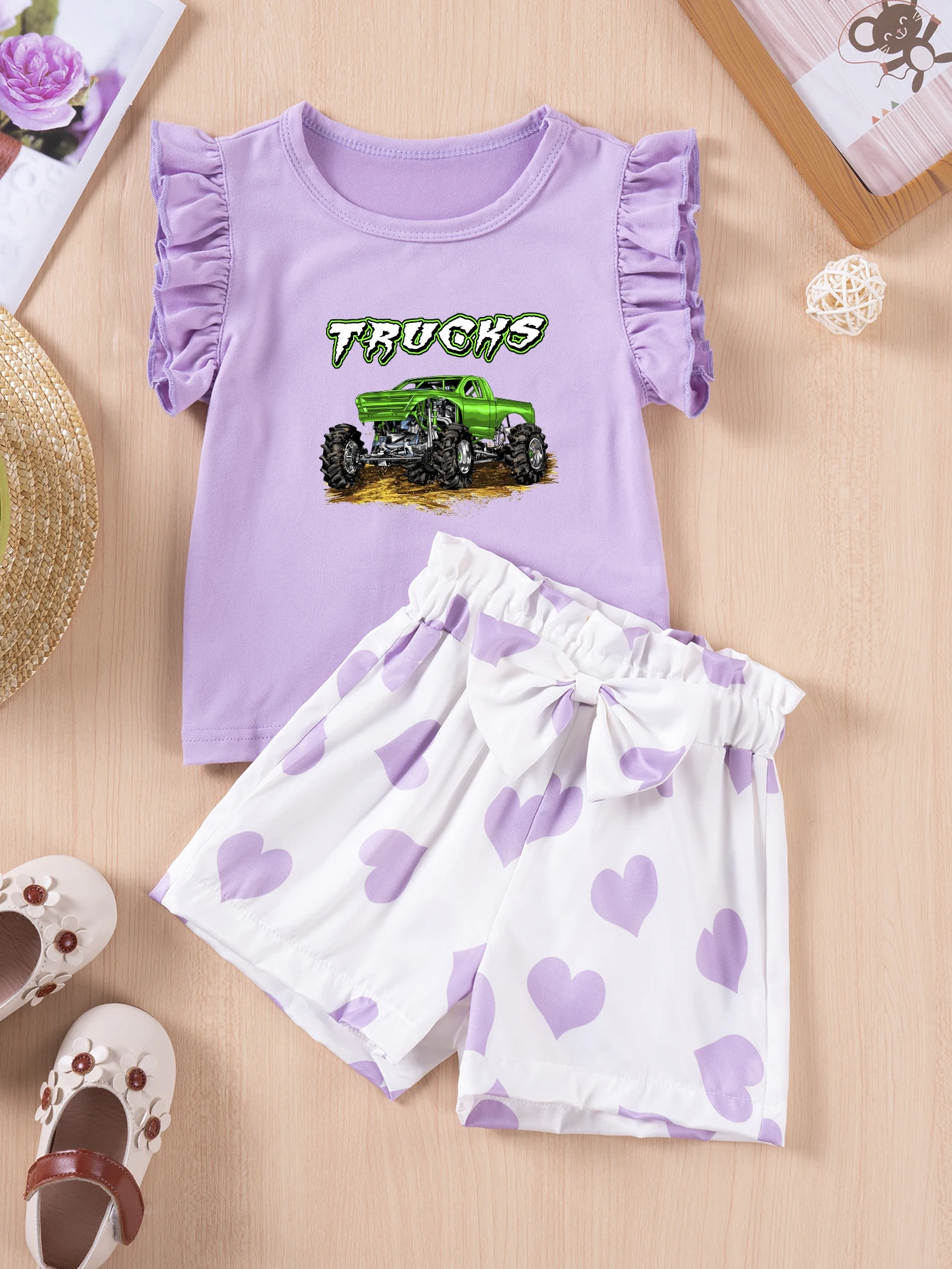 Kids 2Pcs Sets Girl's Cartoon & Heart Print Bow Decor Shorts Set, Plain Cap Sleeve Top Summer Cute Casual Top+Shorts