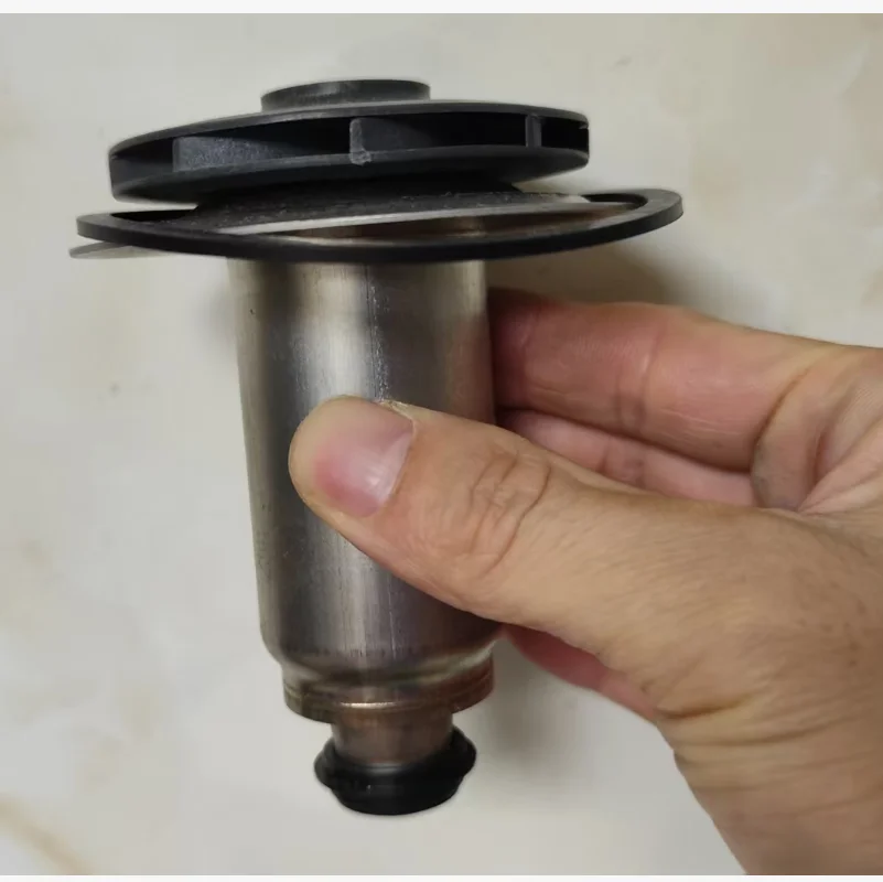 Gas boiler water circulation pump clockwise motor rotor water blade applicable power 118w Vaillant303/07