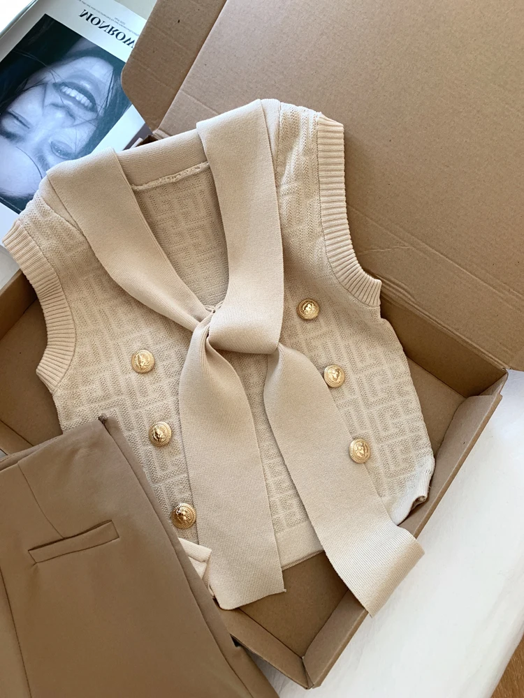 Slim Fit Knitted Vest Gold Button Design Sensation Retro Sle for Men And Women ort Top Summer Faion Commute Sle