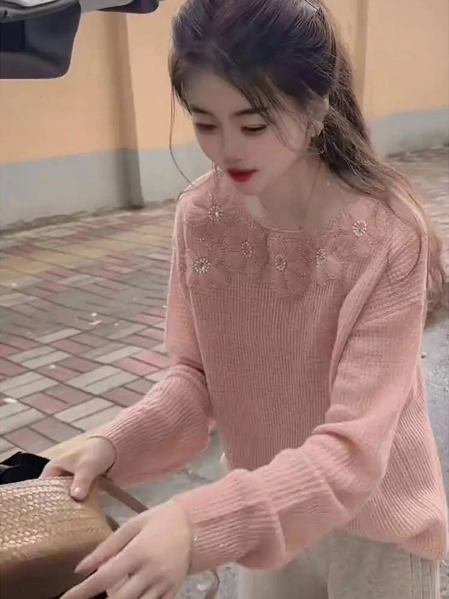 

Pink Knitwear round Neck Soft Cozy Inner Wear Fashionable Lazy Style High End Feeling Women's Regular Fit Soft Knitted Top