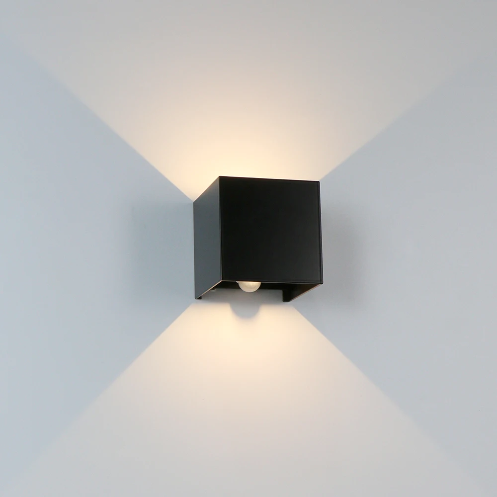 

Wall Light Powered By Battery With Human Body Sensor Aluminum Material For Indoor Living Room Bedroom Corridor Stair