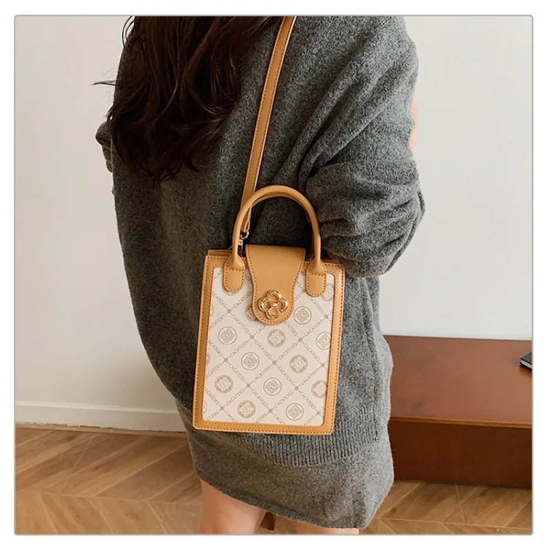 Tas Tangan Mewah Wanita Elegan dari Kulit dengan Desain Klasik, Tas Selempang yang Nyaman untuk Penggunaan Sehari-hari Modern.