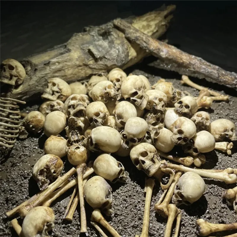 Dekoracje na Halloween do domku dla lalek, figurki w skali 1:12, wysokiej jakości modele czaszek do domku dla lalek, roślin, akwarium.