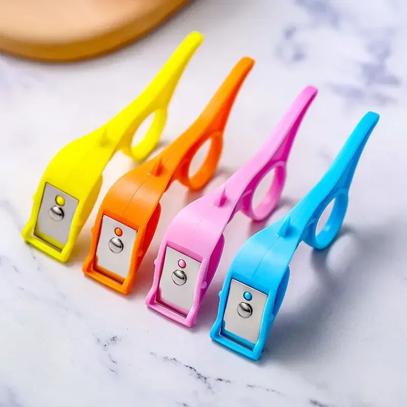 

New Home Apple Potato Peeler Ring Plastic Orange Peeler Portable Multi-purpose Fruit Vegetable Plane Kitchen Tools Accessories