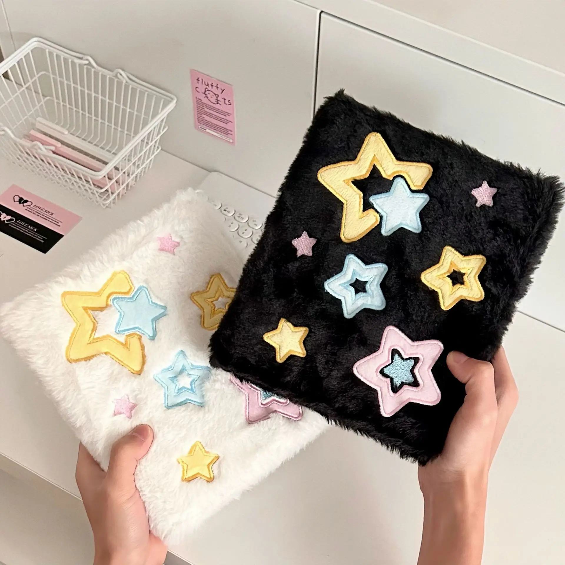 Korean Y2K Sweet Cool Color Stars Loose-leaf Plush Card Collection Book Cute Girl Kpop Idol 3-Inch Photo Card Dustproof  Holder