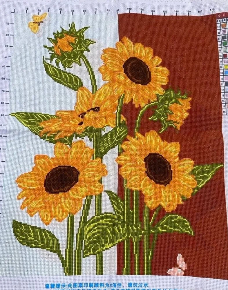 

(Finished product) Pure handmade cross stitch finished product Sunflower 2023 thriving handmade 46 * 55 cm